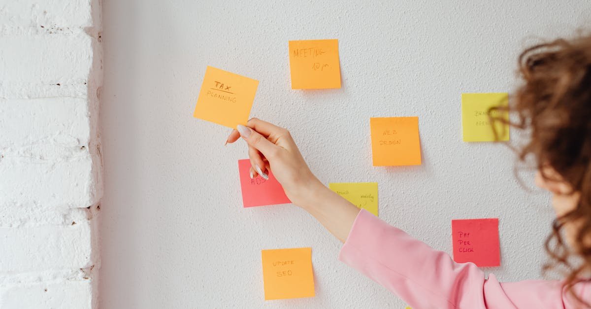 Deleguj mądrze, miej kontrolę: jak budować zespół, który dowozi