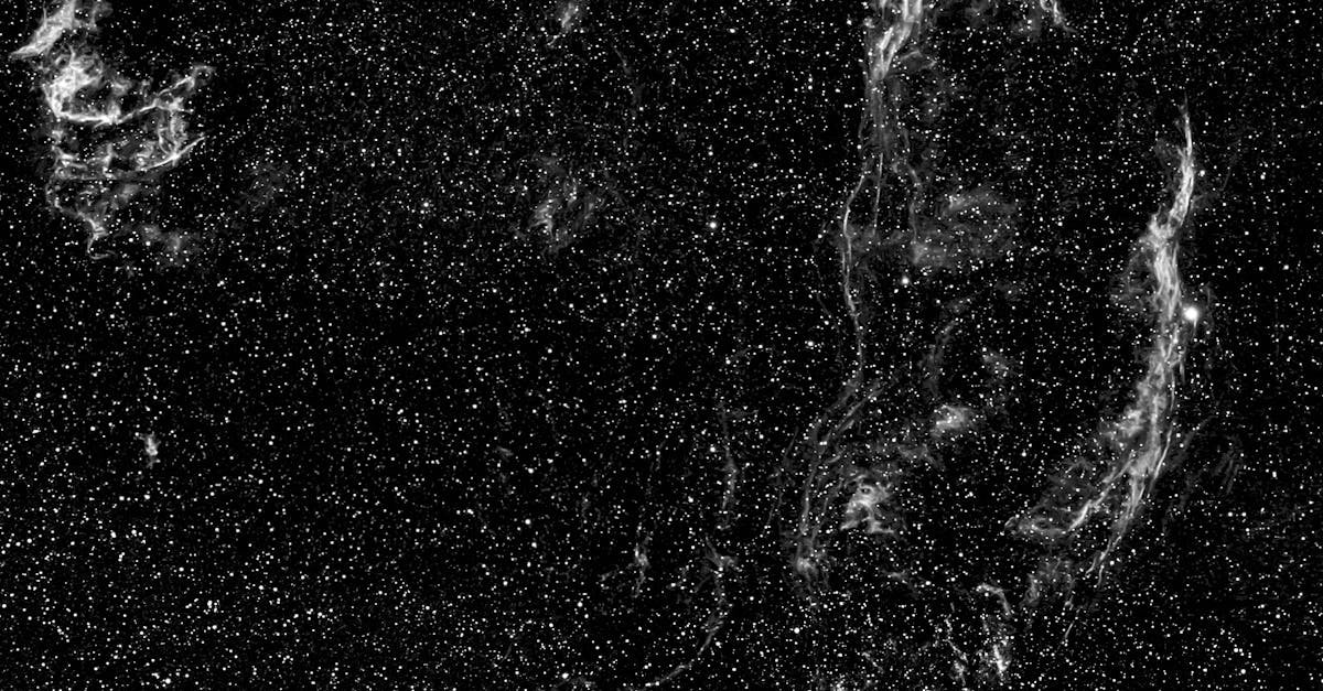 Niewidzialna architektura kosmosu: ciemna materia i ciemna energia w pigułce