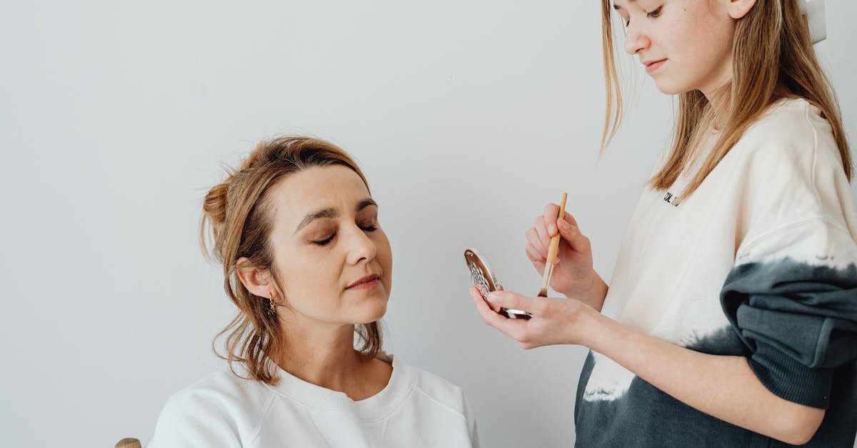 Odkryj swoją świeżość: no‑makeup look krok po kroku dla początkujących