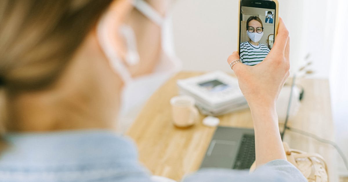 Twoja twarz to klucz: Praktyczny przewodnik po rozpoznawaniu twarzy w smartfonach — jak to działa i jak korzystać bezpiecznie