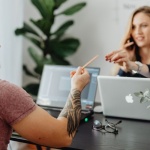Przestań strzelać w ciemno: jak wycenić usługi i pewnie ustalać stawki jako freelancer