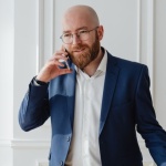 Od wizytówki do kontraktu: praktyczny networking, który przyprowadza klientów